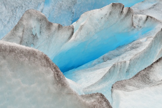 NORSKO - praskliny v ledovci Nigardsbreen