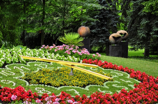 Květinové hodiny - lázně Poděbrady