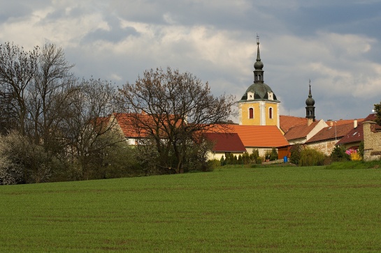 Obec Kozly s kostelem sv. Martina
