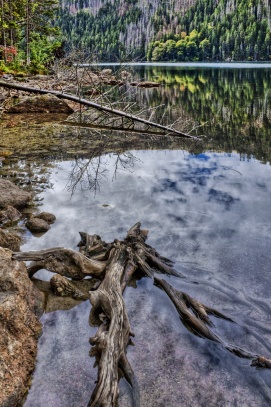 Černé jezero