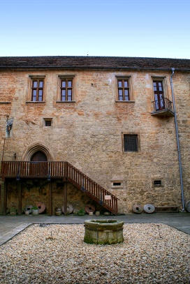 Hrad a zámek Staré Hrady u Libáně