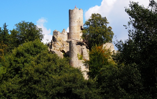 Frýdštejn skalní gotický hrad