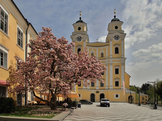 Mondsee - farní kostel sv.Michala