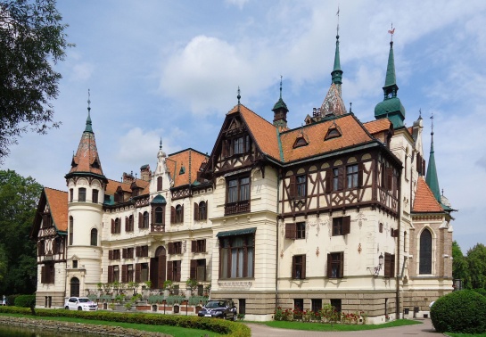 Lešná zámek