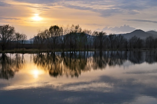 Večer nad dlažkovským rybníkem
