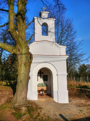 Kaplička v Nedvězí