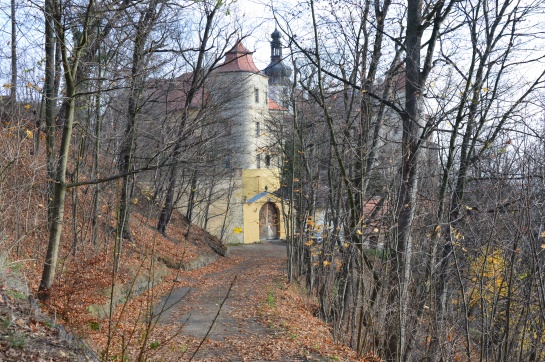 Cesta k zámku
