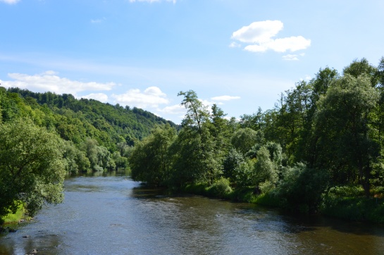 Řeka Ohře nad lázeňskou obcí Kyselka