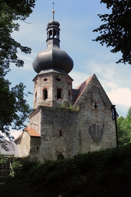 Augustiánský klášter v Pivoni