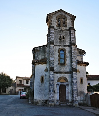 Kostelík v obci Valcebrére