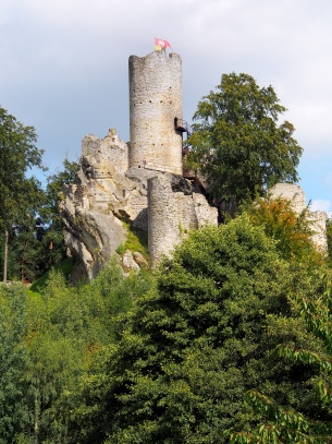 Frýdštejn skalní gotický hrad