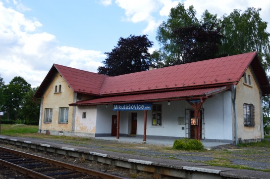 Mikulášovice, vlakové nádraží