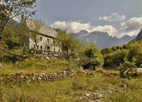 Albánie  -  vesnička  Theth  -  národní park