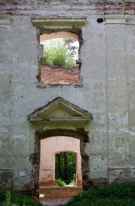 Zřícenina kaple sv. Jana u Týnce