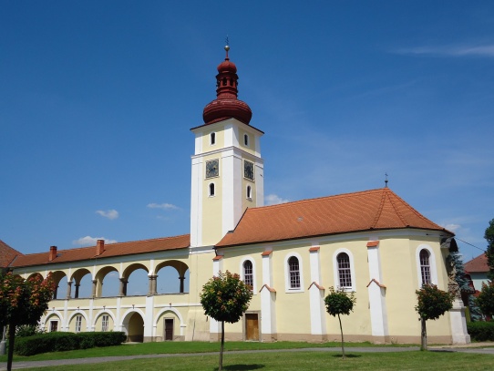 Nové Dvory zámecký kostel