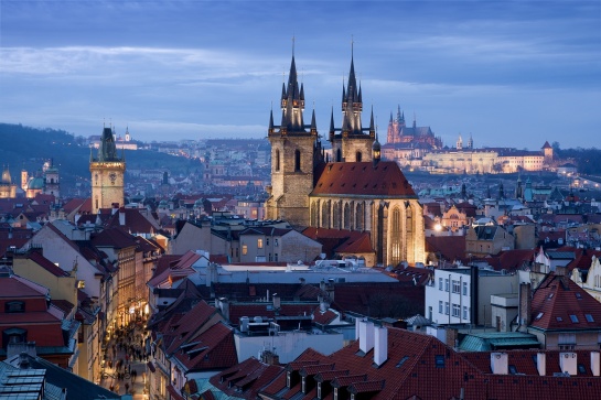 Věže a střechy Prahy