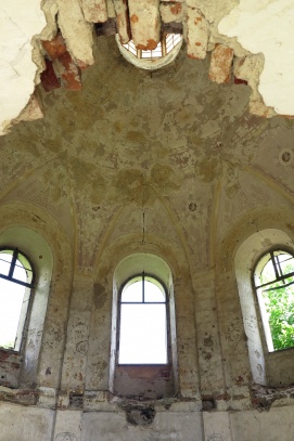 Interiér loretánské kaple v zámeckém parku