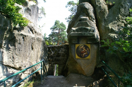 Zřícenina skalního hradu Vranov