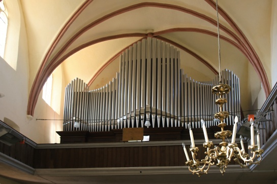   Interier kostela v  Cisnádii