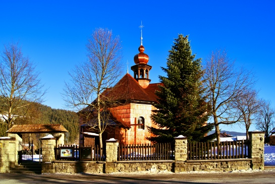 Velké Karlovice, kostel Panny Marie Sněžné
