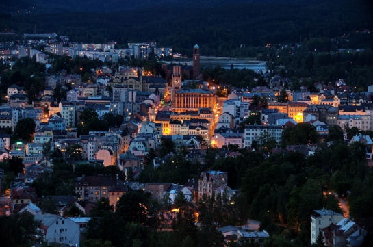 Podvečerní pohled na město Jablonec nad Nisou