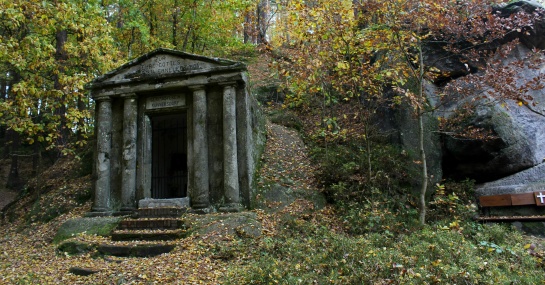 Skalní kaple u Kunratic