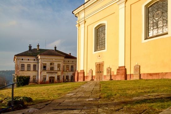 kostel sv. Bartoloměje - Pecka