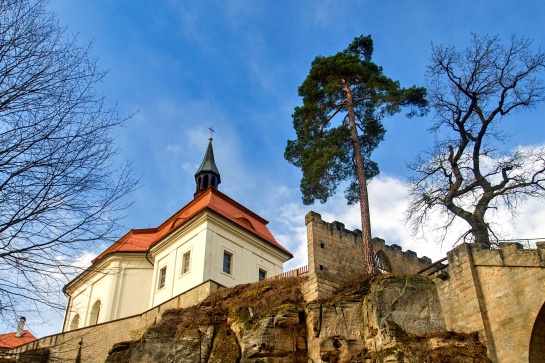 Poutní kaple sv. Jana Nepomuckého - Valdštejn