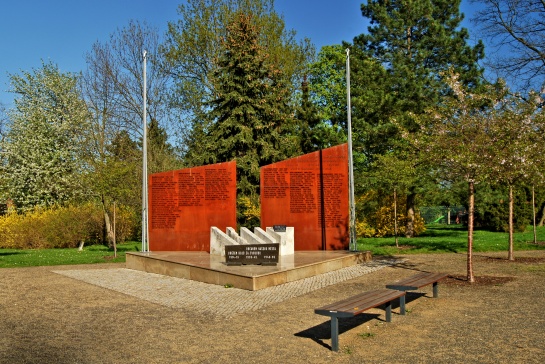 Brandýs nad Labem, památník obětem bojů za svobodu