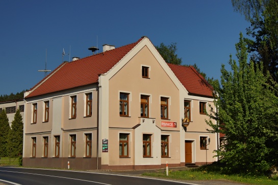 Deštná bývalá škola
