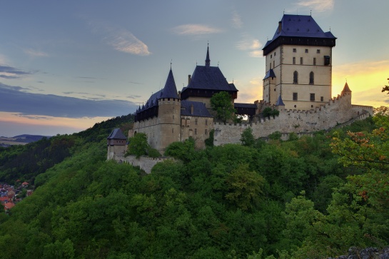 KARLŠTEJN - ČESKÝ KRAS
