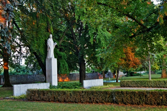 Nymburk, památník v Parku hrdinů
