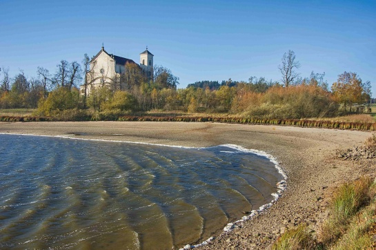 Klášter u Nové Bystřice