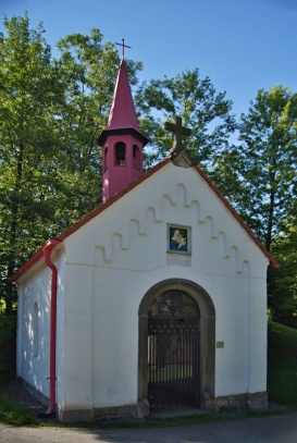 Chrudim kaple Čtrnácti sv. pomocníků (Červená kaplička)