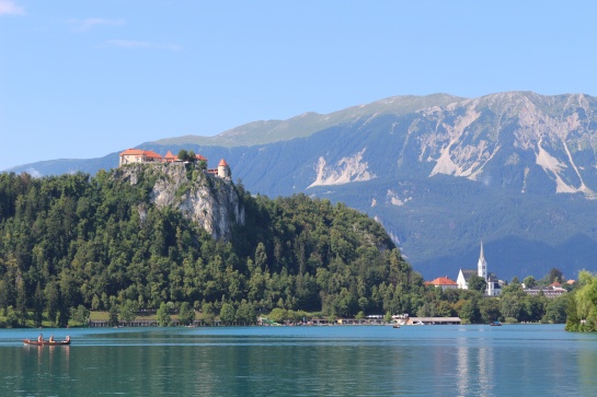 Hrad nad Bledským jezerem
