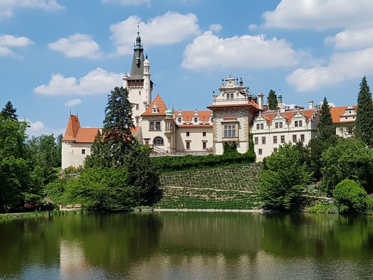 Průhonice zámek