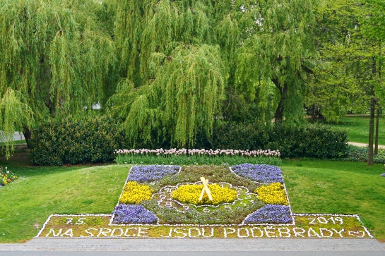 Poděbrady květinové hodiny