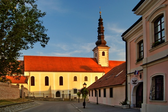 Trnava kostel Nanebovzatia Panny Márie