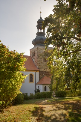 kostel sv. Petra a Pavla - Svojšín
