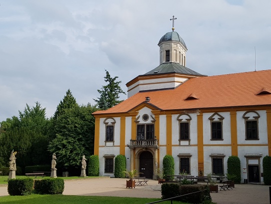 Choltice zámek