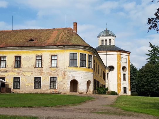 Choltice zámek