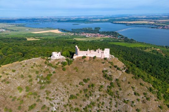 hrad Děvičky - Pálava