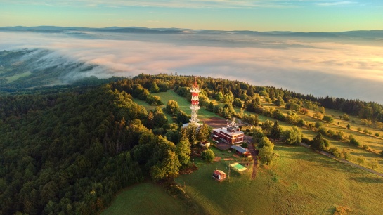 Kozákov (744 m n. m.)