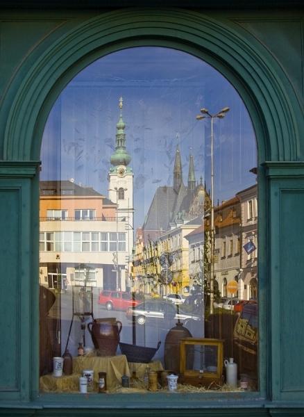 Klatovy v okně barokní lékárny