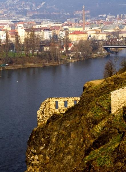 Vyšehrad- staré opevnění
