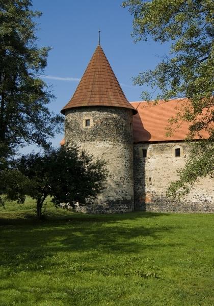 Bašta jižního opevnění hradu Švihova