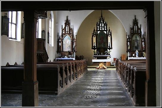 Interier kostela sv. Štěpána v Kvildě.
