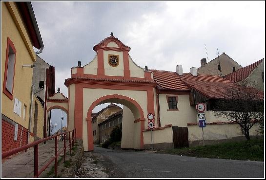 Brána do Vraného