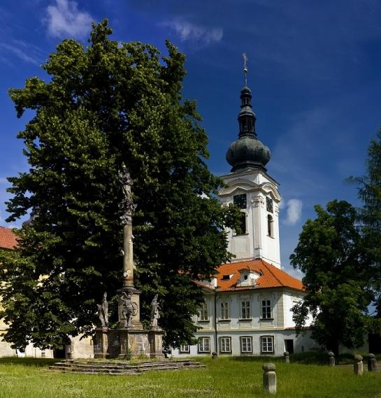 Mariánský sloup v klášteře Doksany