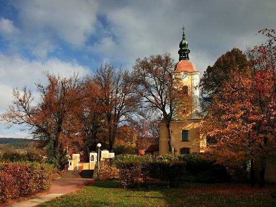 Kostel ve Velké n. Veličkou
